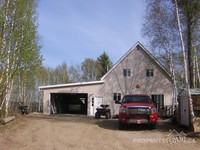 Lakefront
Home