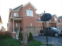 Freehold
Townhouse